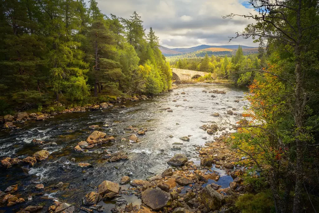 Deeside-Mountain-Views-Invercauld-Bridge-160-DS-20-CH-Upload